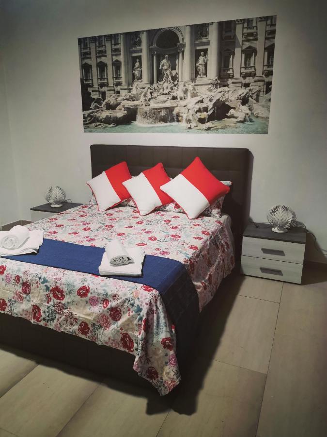 Bella Roma - Ee Hotel Bagian luar foto
