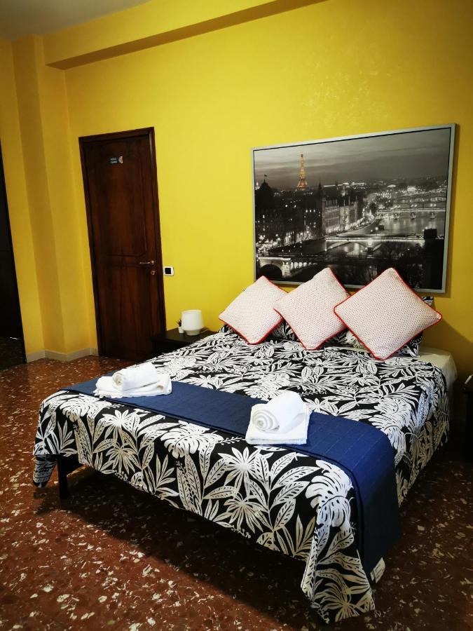 Bella Roma - Ee Hotel Bagian luar foto