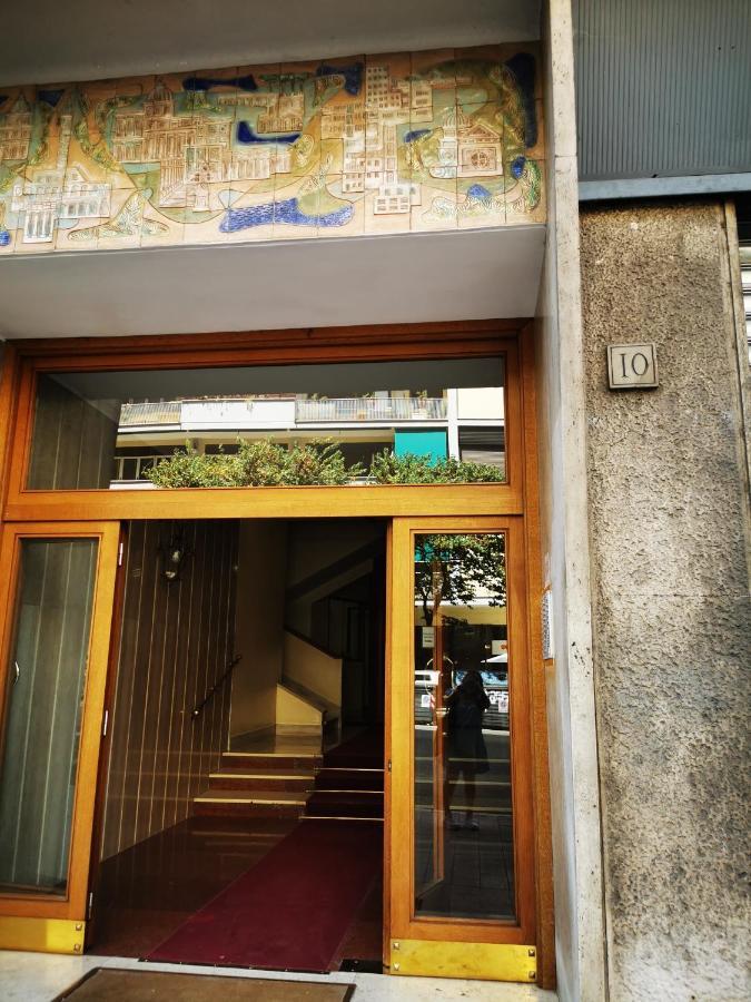 Bella Roma - Ee Hotel Bagian luar foto