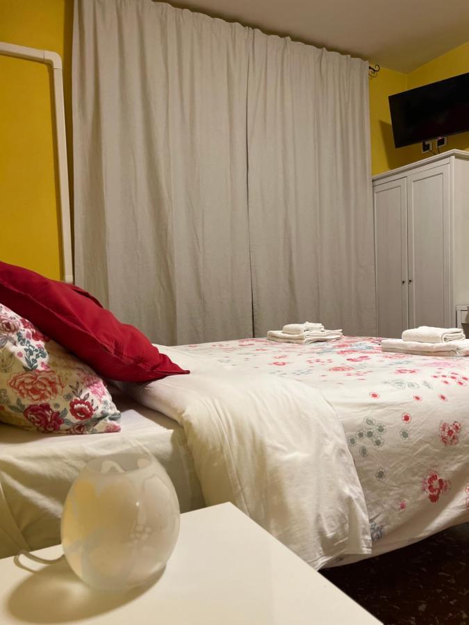 Bella Roma - Ee Hotel Bagian luar foto